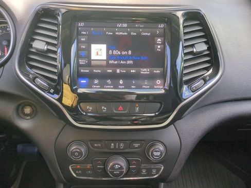 Used 2021 Jeep Cherokee Limited w/ Elite Package AWD/4WD image 13