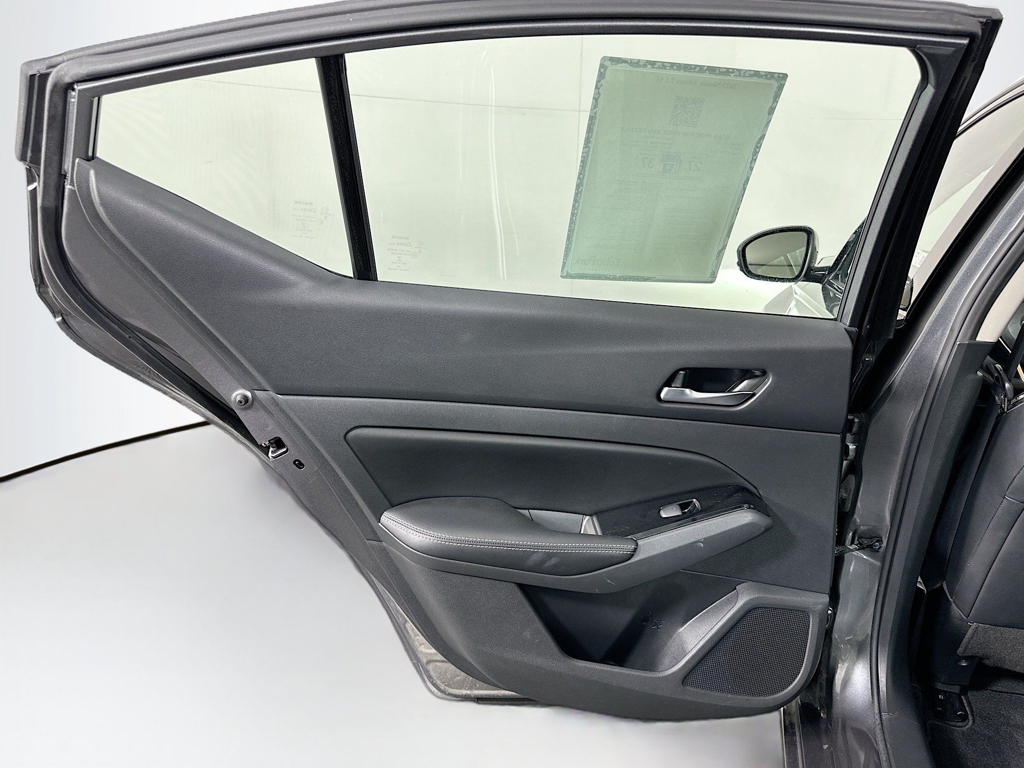 Used 2023 Nissan Altima 2.5 SL FWD image 27