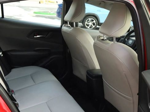 Used 2024 Toyota Prius XLE AWD/4WD image 37