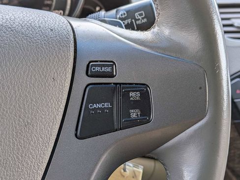 Used 2012 Acura MDX w/ Technology & Entertainment AWD/4WD image 25