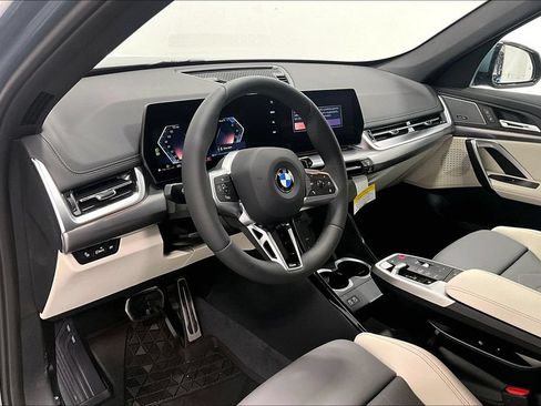 New 2026 BMW X1 xDrive28i w/ M Sport Package AWD/4WD image 19