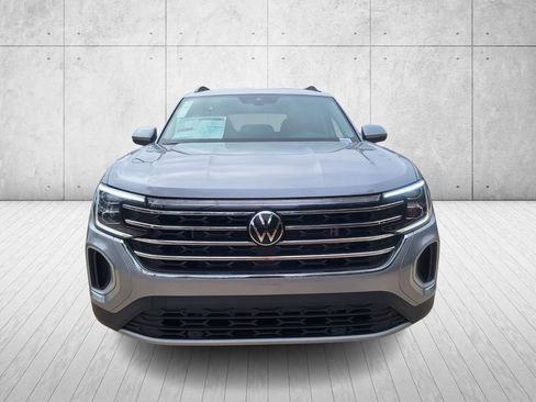 New 2026 Volkswagen Atlas SE image 8