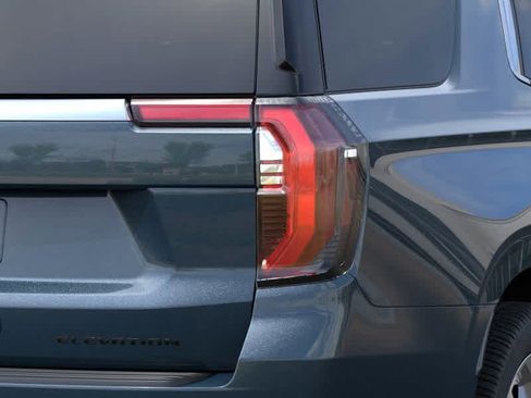 New 2026 GMC Yukon Elevation w/ Elevation Premium Package RWD image 11