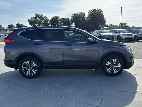 Used 2017 Honda CR-V LX image 3