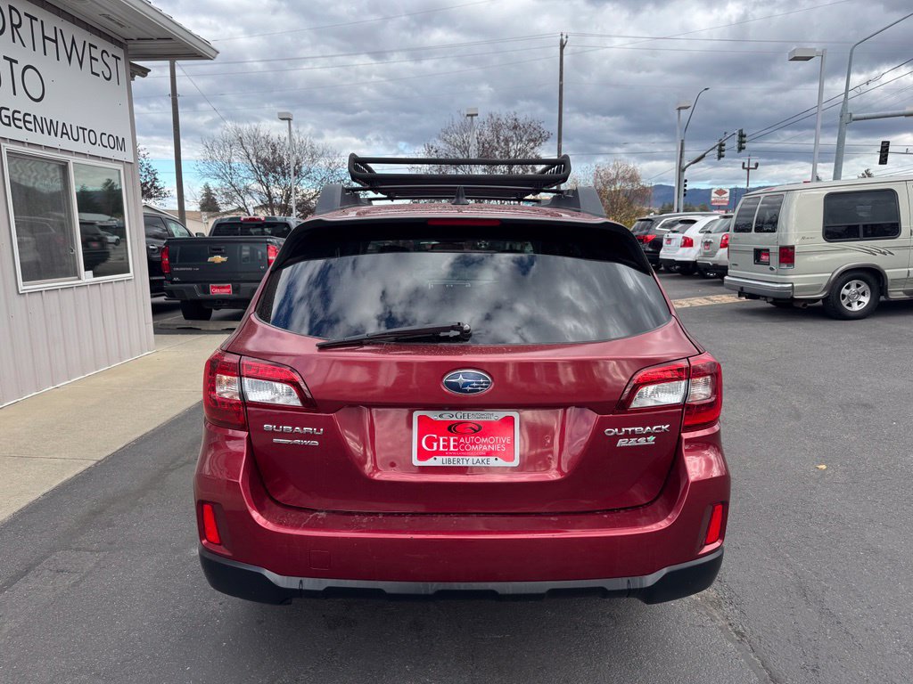 Used 2016 Subaru Outback 2.5i Premium AWD/4WD image 4