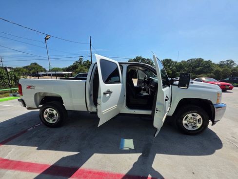 Used 2012 Chevrolet Silverado 2500 LT w/ Interior Plus Package AWD/4WD image 31