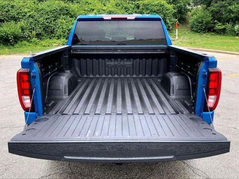 Used 2023 GMC Sierra 1500 Elevation AWD/4WD image 4