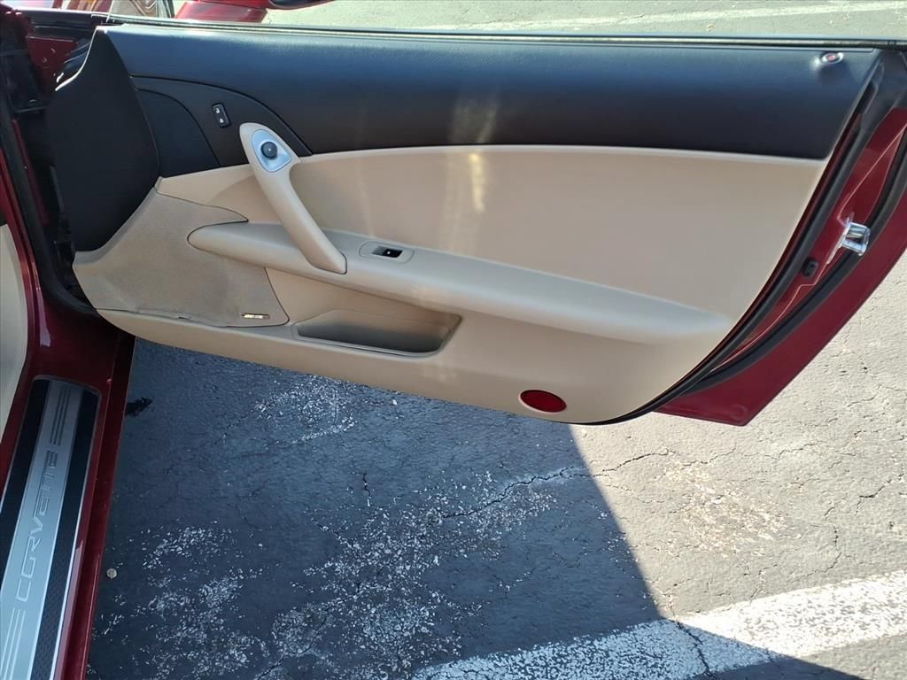 Used 2011 Chevrolet Corvette Grand Sport w/ Preferred Equipment Group RWD image 22