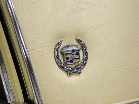 Used 1986 Cadillac Brougham Brougham image 22