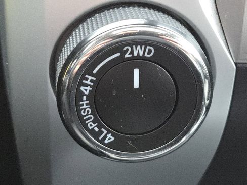 Used 2019 Toyota Tundra Limited image 7