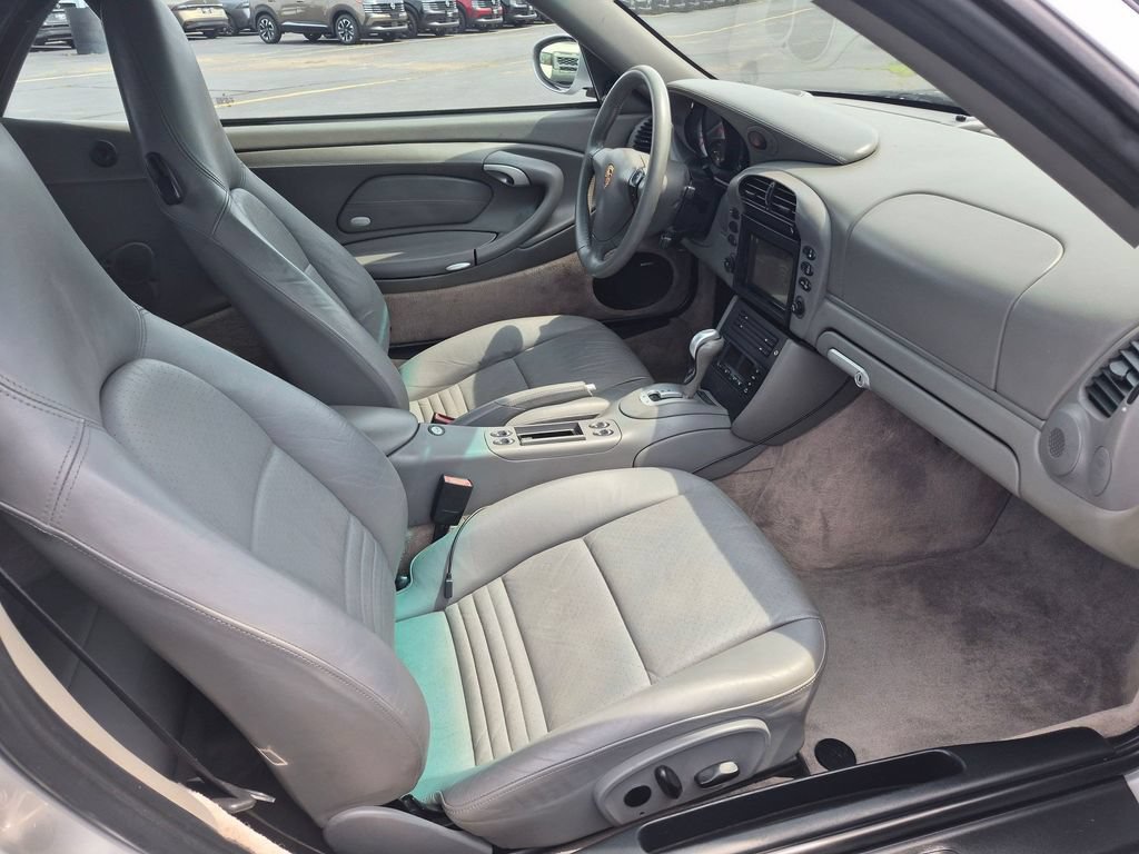 Used 2004 Porsche 911 Carrera RWD image 22