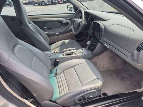 Used 2004 Porsche 911 Carrera RWD image 22