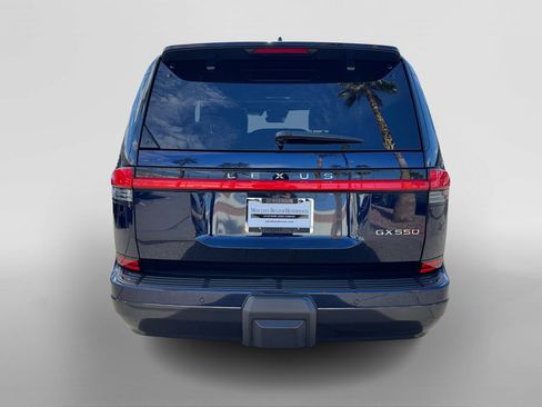 Used 2025 Lexus GX 550 w/ Accessory Package (2T) image 4
