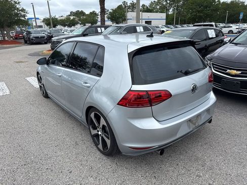 Used 2015 Volkswagen GTI SE FWD image 16