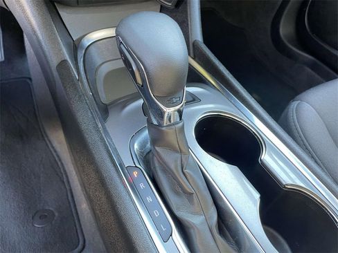 Used 2024 Chevrolet Malibu LT image 25