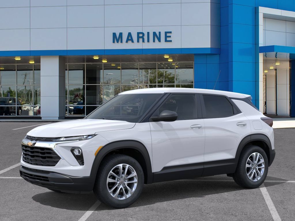 New 2026 Chevrolet TrailBlazer LS w/ LS Convenience Package FWD image 2