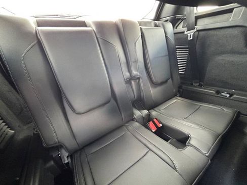 Used 2025 Land Rover Discovery Sport Dynamic SE image 20