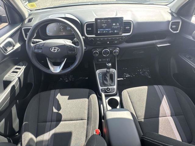 Certified 2026 Hyundai Venue SEL FWD image 12