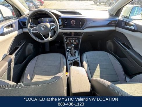 Certified 2023 Volkswagen Taos SE w/ Panoramic Sunroof Package FWD image 15