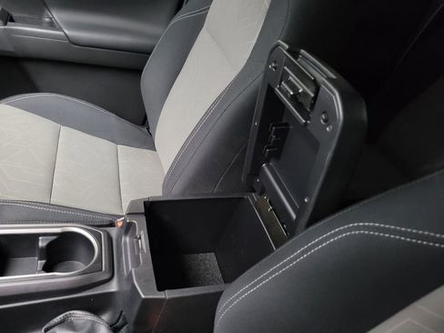 Used 2023 Toyota Tacoma TRD Off-Road image 28