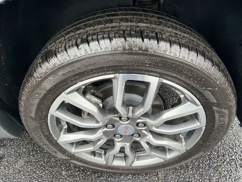 Used 2024 GMC Terrain Denali w/ Denali Premium Package image 20