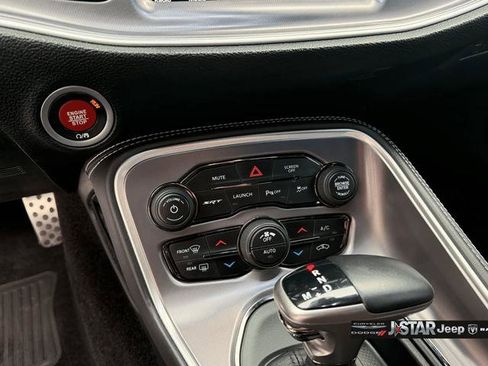 Used 2019 Dodge Challenger SRT Hellcat image 19