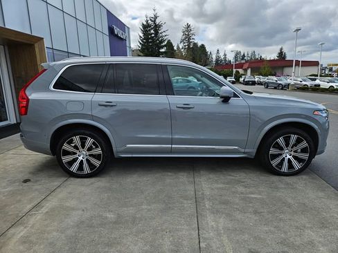 Certified 2024 Volvo XC90 T8 Plus w/ Protection Package AWD/4WD image 4