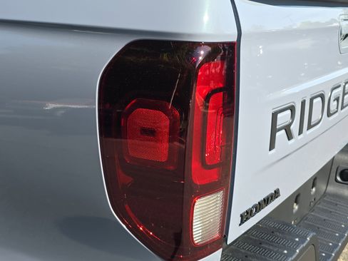 New 2026 Honda Ridgeline RTL image 34