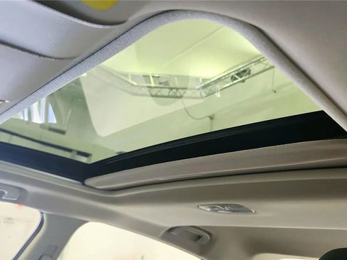 Used 2025 Subaru Crosstrek 2.0i Premium AWD/4WD image 24