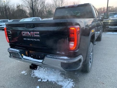 New 2026 GMC Sierra 2500 SLE w/ SLE Value Package; AWD/4WD image 4