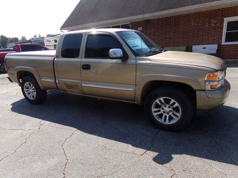 Used 2001 GMC Sierra 1500 4x4 Extended Cab w/ SLT Marketing Option Pkg image 9