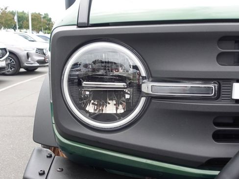 Used 2022 Ford Bronco Black Diamond AWD/4WD image 3