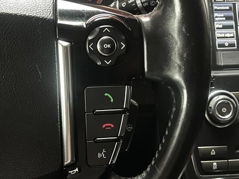 Used 2014 Land Rover LR2 AWD/4WD image 12