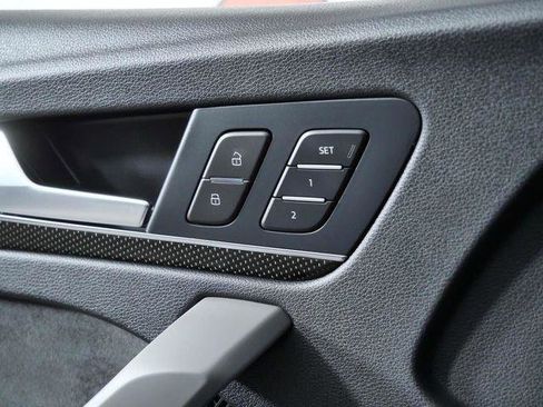 Used 2023 Audi SQ5 Prestige w/ Prestige Package AWD/4WD image 29