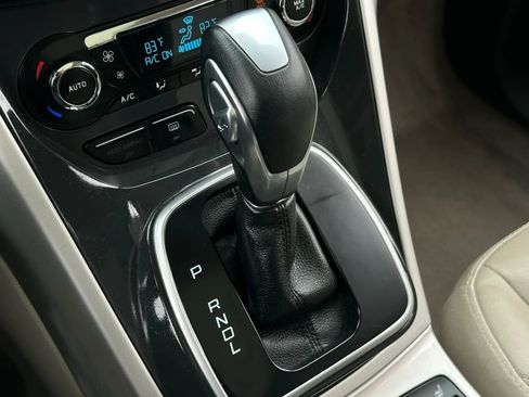 Used 2013 Ford C-MAX SEL image 38