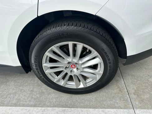 Used 2019 Jaguar F-PACE Prestige AWD/4WD image 9
