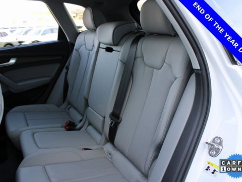 Used 2024 Audi Q5 2.0T Prestige w/ Prestige Package image 27