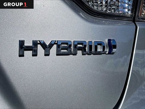 Certified 2022 Toyota Corolla LE w/ Premium Interior Package image 10