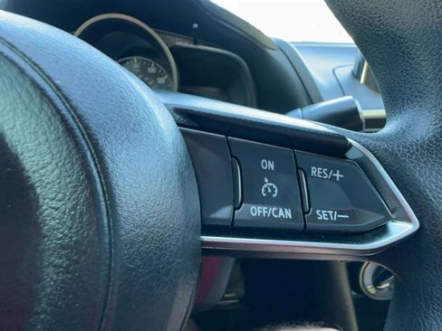 Used 2018 MAZDA MAZDA3 Sport FWD image 37