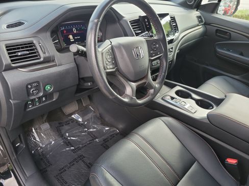 Certified 2024 Honda Passport TrailSport image 21