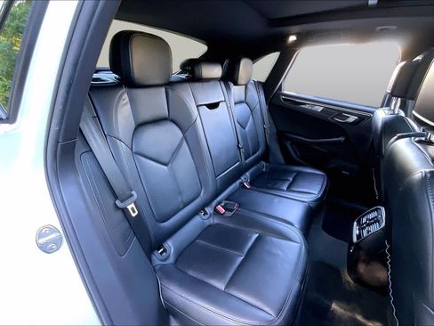 Used 2017 Porsche Macan S AWD/4WD image 18