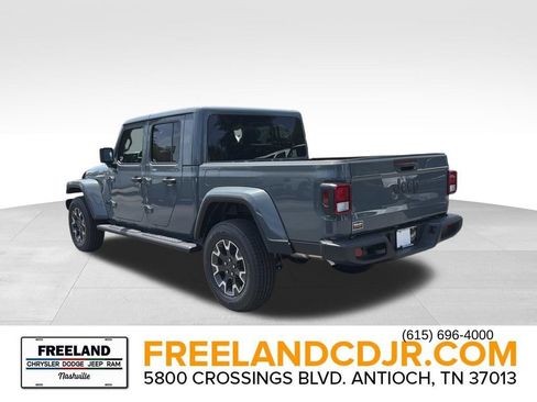 New 2026 Jeep Gladiator Sport AWD/4WD image 5