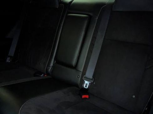 Used 2018 Dodge Challenger SRT Hellcat RWD image 16
