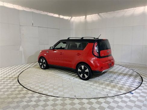 Used 2017 Kia Soul + w/ Designer's Package image 19