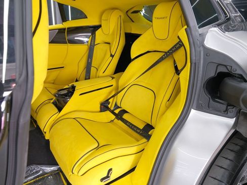 Used 2024 Ferrari Purosangue AWD/4WD image 23