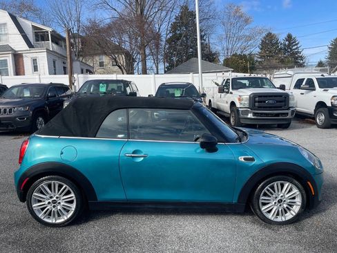 Used 2016 MINI Cooper Convertible image 7