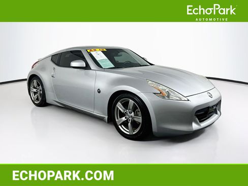 Used 2009 Nissan 370Z Touring w/ Aerodynamics Pkg RWD image 1
