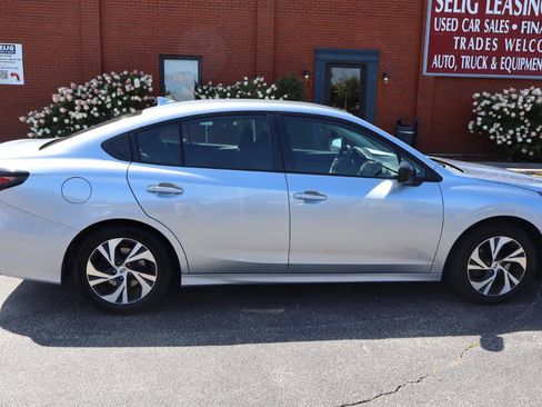 Used 2023 Subaru Legacy AWD/4WD image 2