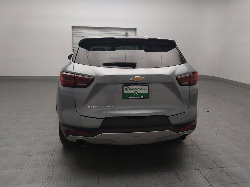 Used 2025 Chevrolet Blazer LT AWD/4WD image 6