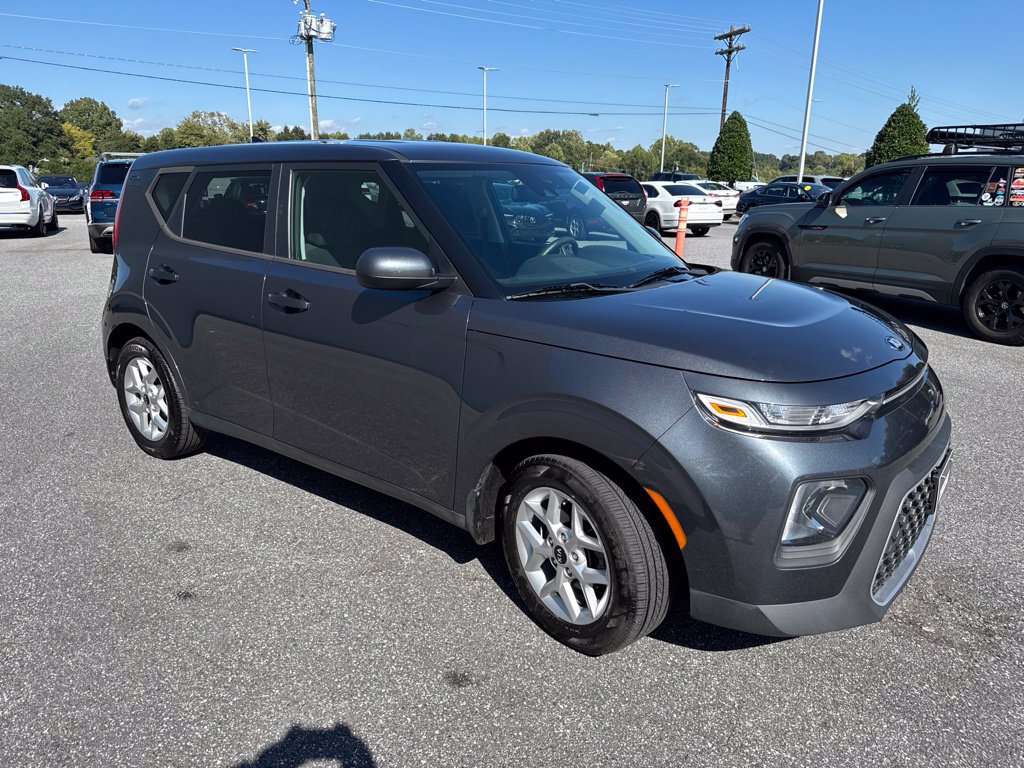 Used 2020 Kia Soul S FWD image 3